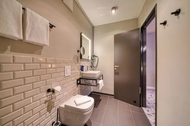 King Room