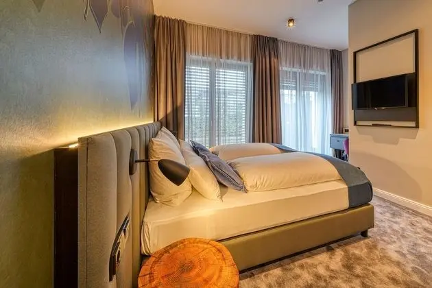 Superior King Room