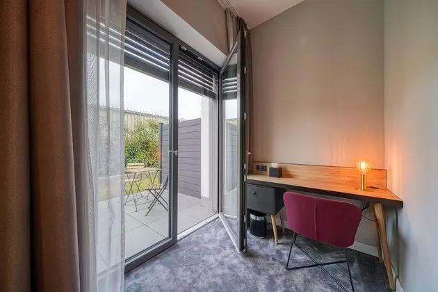 Superior King Room