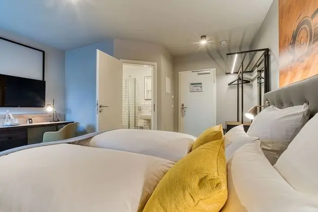 Tek Büyük Yataklı Oda