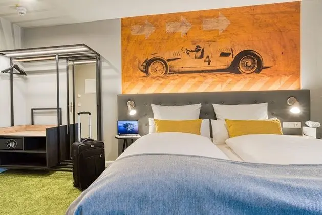 Tek Büyük Yataklı Oda