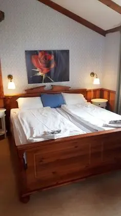 Süit, Göl Manzaralı (Don Carlos)