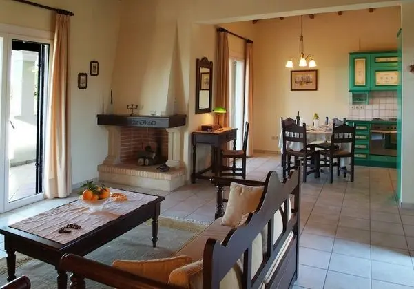 Villa, 2 Bedrooms to Villa, 2 Bedrooms (AGGELOS)
