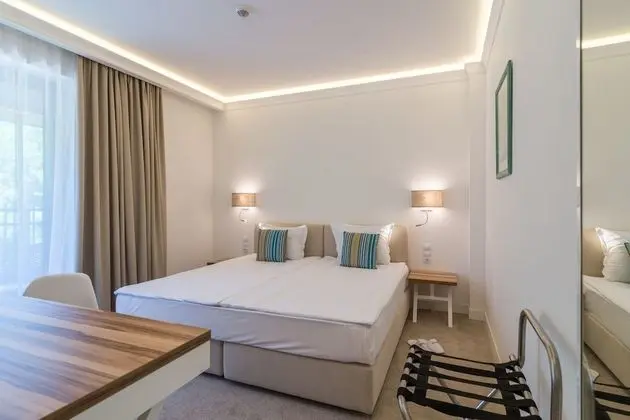 Standard Tek Büyük veya İki Ayrı Yataklı Oda, Park Manzaralı