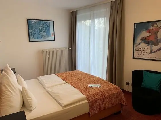 Superior Tek Büyük Yataklı Oda, Avlu Manzaralı