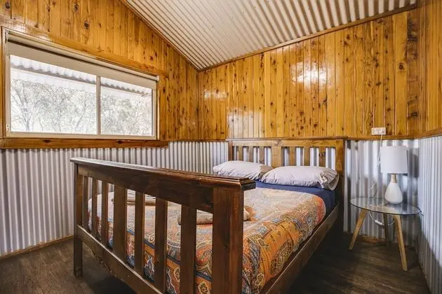 Deluxe Kulübe, Sigara İçilmez, Nehir Manzaralı