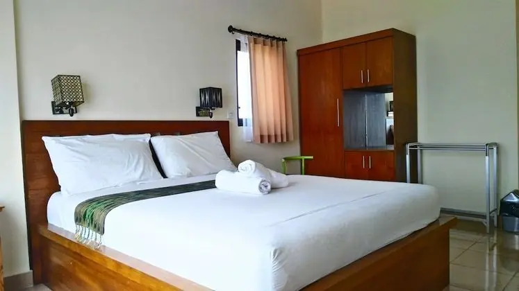 Deluxe Tek Büyük Yataklı Oda