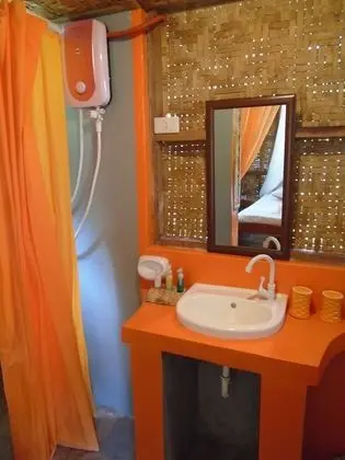 Standard Bungalov, 1 Büyük (Queen) Boy Yatak, Sigara İçilmez, Bahçe Manzaralı