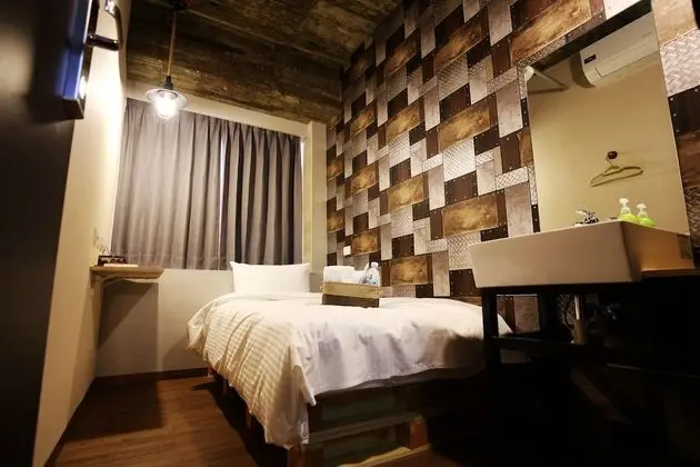 Comfort Tek Kişilik Oda, Ortak Banyo (With Window)