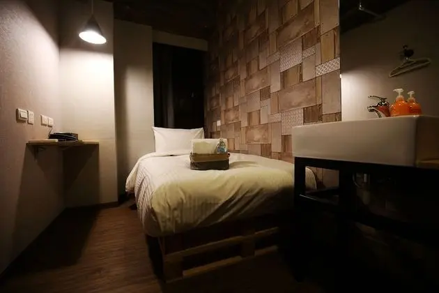 Comfort Tek Kişilik Oda, Ortak Banyo (With Window)