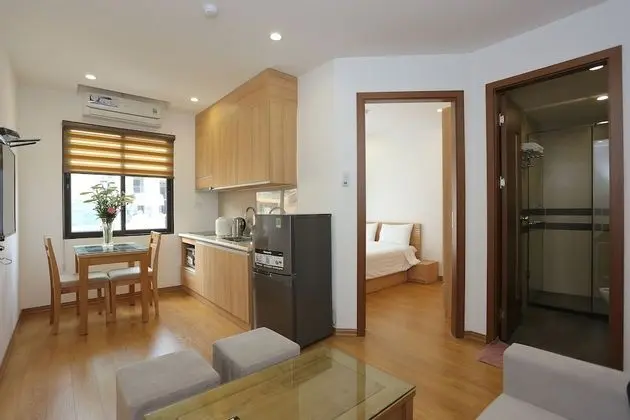 Superior Street view, 1 Bedrooms