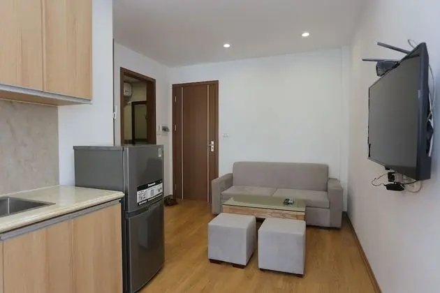 Superior Street view, 1 Bedrooms