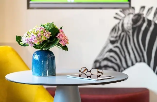 Tek Büyük Yataklı Oda, Şehir Manzaralı (Down To Earth)