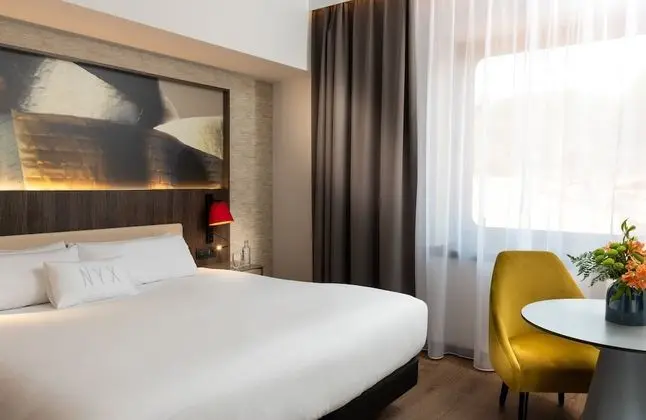 Tek Büyük Yataklı Oda, Şehir Manzaralı (Down To Earth)