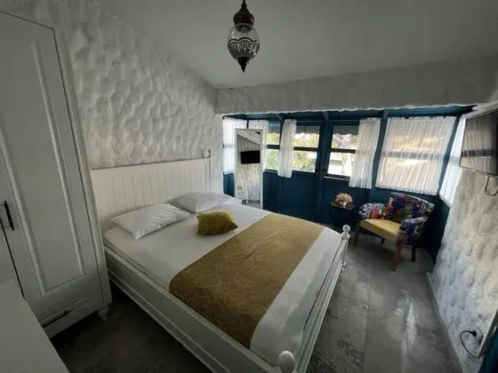 Executive Suite, Bahçe Manzaralı