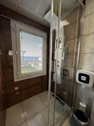 Executive Suite, Deniz Manzaralı, Jakuzili