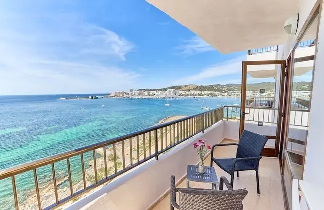 Deluxe Üç Kişilik Oda, Deniz Manzaralı