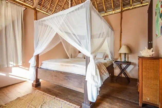 Luxury Bungalov, Plaj Manzaralı, Denize Sıfır (Turtle )