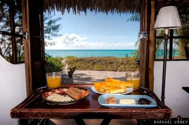 Luxury Bungalov, Plaj Manzaralı, Denize Sıfır (Turtle )