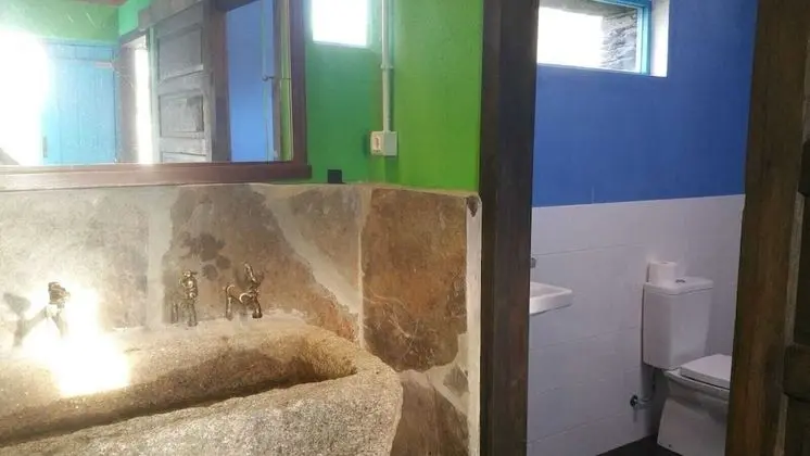 Dört Kişilik Oda, Ortak Banyo