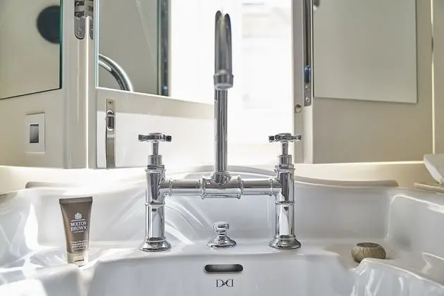 Superior Stüdyo, Şehir Manzaralı