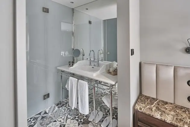 Superior Stüdyo, Şehir Manzaralı