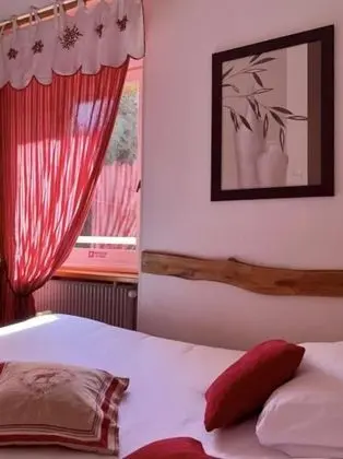 Basic Tek Büyük Yataklı Oda