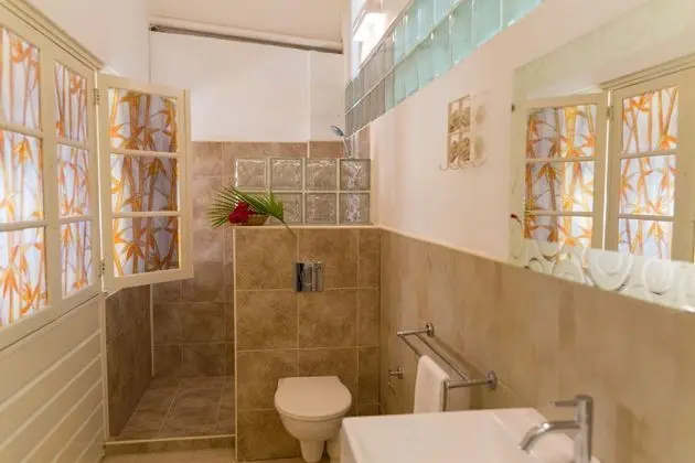 Studio with Full Kitchen, Pool View