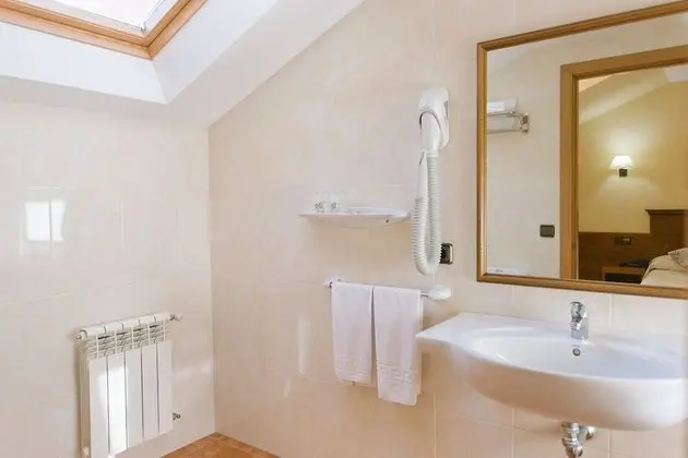 Tek Büyük Yataklı Oda, Deniz Manzaralı