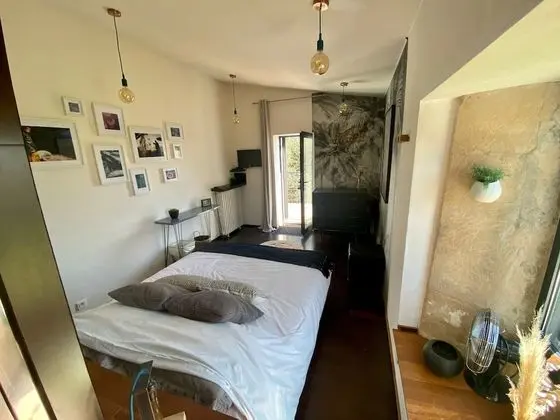 Tek Büyük Yataklı Oda, 1 Büyük (Queen) Boy Yatak, Havuz Manzaralı (Ô De Glace)