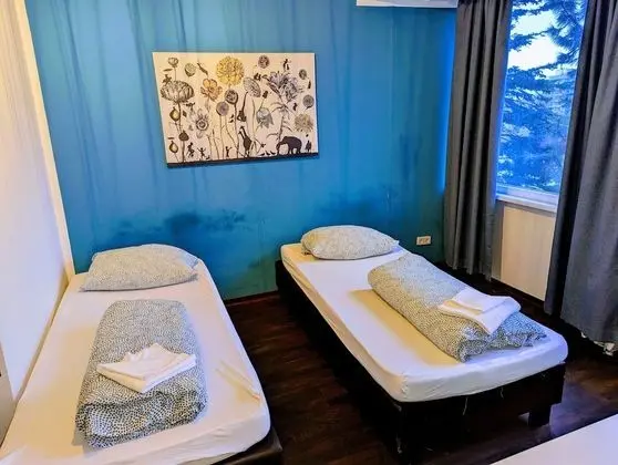 İki Ayrı Yataklı Oda, Sigara İçilmez, Bahçe Manzaralı