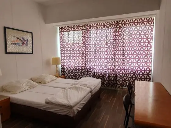 Tek Büyük Yataklı Oda, Sigara İçilmez, Bahçe Manzaralı