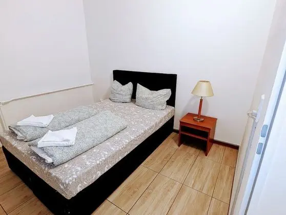 Tek Büyük Yataklı Oda, Sigara İçilmez, Bahçe Manzaralı