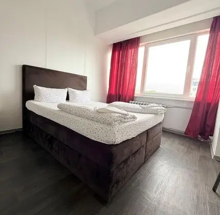Tek Büyük Yataklı Oda, Sigara İçilmez, Bahçe Manzaralı