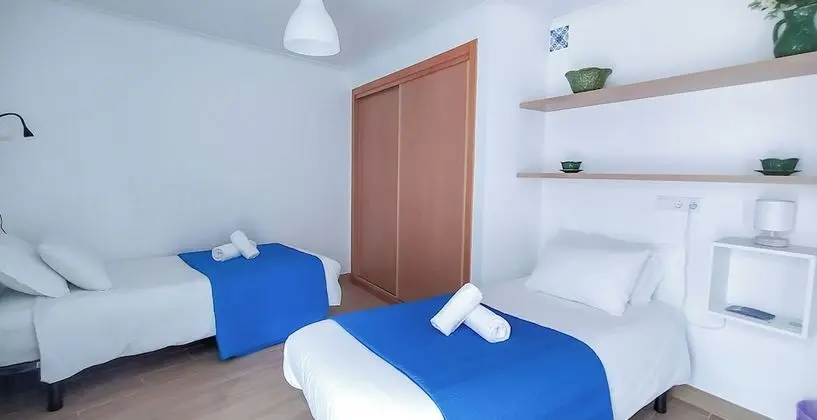 Traditional İki Ayrı Yataklı Oda