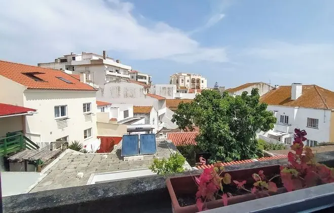 Traditional Tek Büyük Yataklı Oda