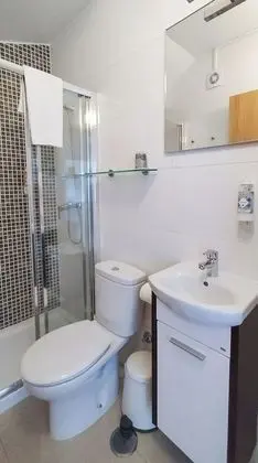 Traditional Tek Büyük Yataklı Oda