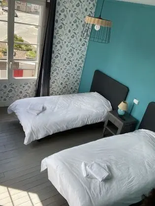 Basic Tek Büyük veya İki Ayrı Yataklı Oda