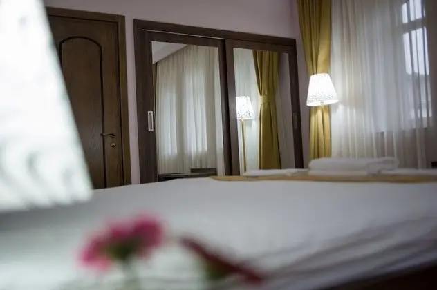 Superior Tek Büyük Yataklı Oda
