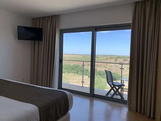 Superior Panoramic Countryside (2 adults and 1 child)