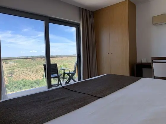 Superior Panoramic Countryside (2 adults and 1 child)