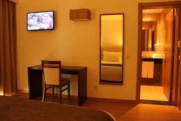 Superior Panoramic Countryside (2 adults and 1 child)