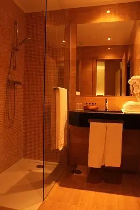 Superior Panoramic Countryside (2 adults and 1 child)