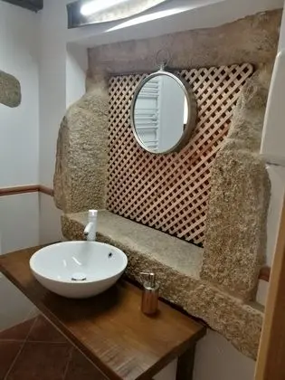 Ortak Ranzalı Oda, Karma Ranzalı Oda, Ortak Banyo (Sgl bed in 16 bed mixed room)
