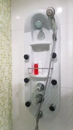 Tek Büyük Yataklı Oda, Ortak Banyo