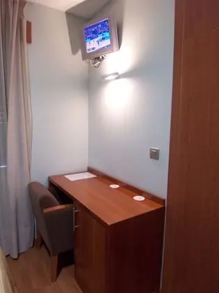 Üç Kişilik Oda