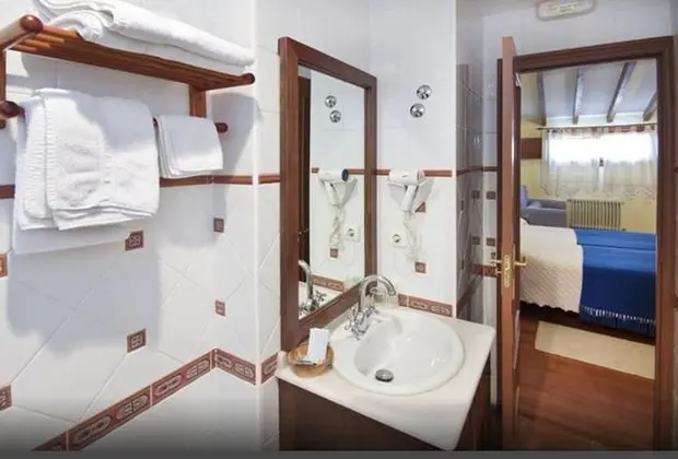 Tek Büyük veya İki Ayrı Yataklı Oda