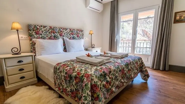 Kır Evi, 5 Yatak Odası