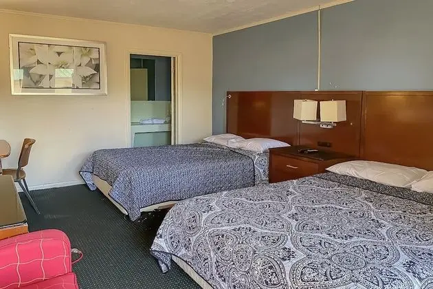 Oda, 2 Çift Kişilik Yatak, Sigara İçilebilir