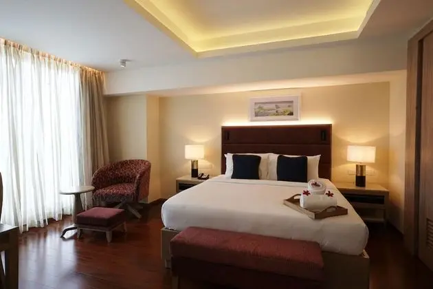 Luxury Süit, Sigara İçilmez, Havuz Manzaralı